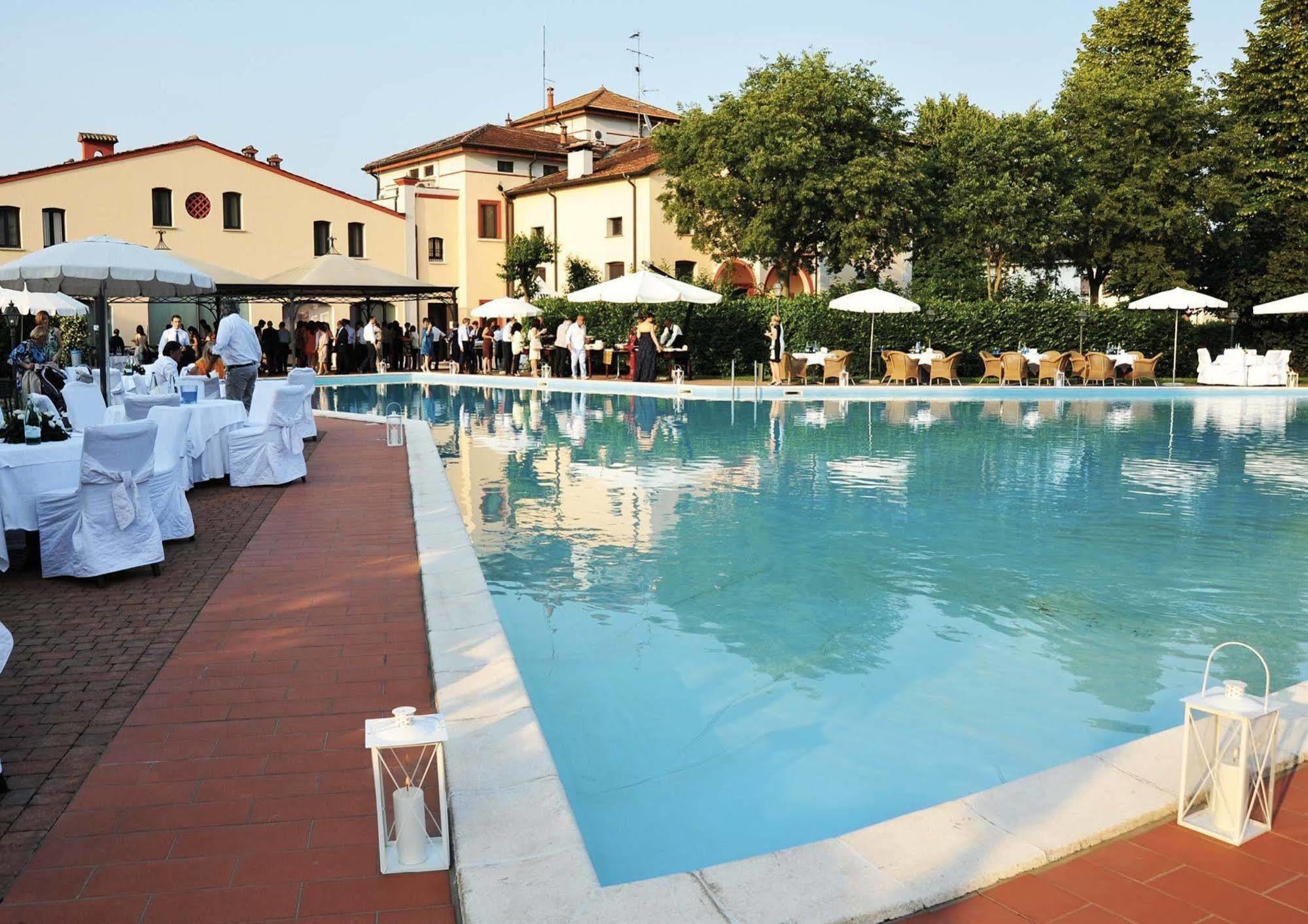 Villa Dei Tigli 920 Liberty Resort Rodigo المظهر الخارجي الصورة